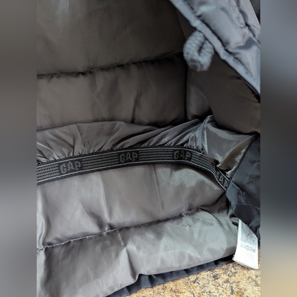 GAP Kids Charcoal Hooded Puffer Coat - Picture 6 of 8